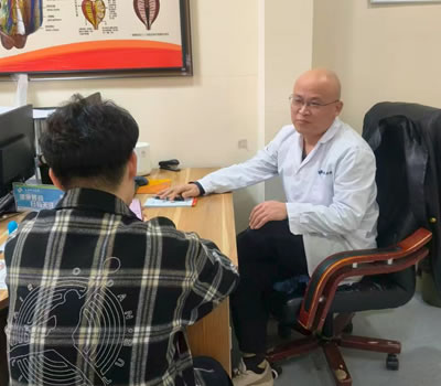 贵阳市|男科医师高朋磊：守护男性健康，专业男科诊疗
